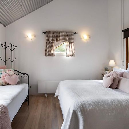 French Cottage Daylesford Exterior photo